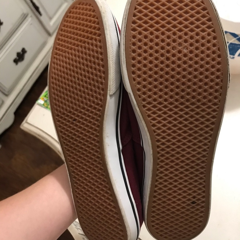 Vans - Picture 3 of 3